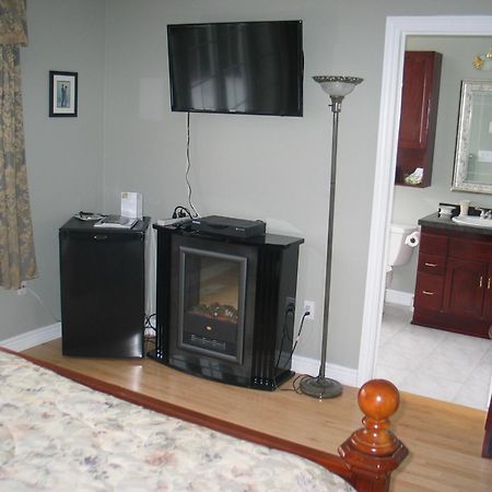 Bed and Breakfast Arnica Bed & Breakfast Niagara-on-the-Lake Номер фото